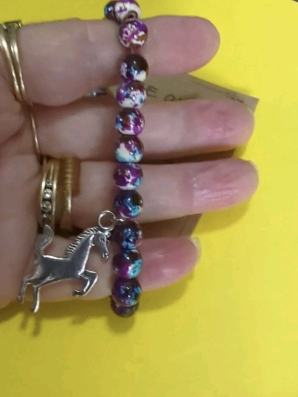 Horse Pendant Stretch Bracelet Multiple Color Purples W/ Inspirational Quote NWT - Picture 4 of 14
